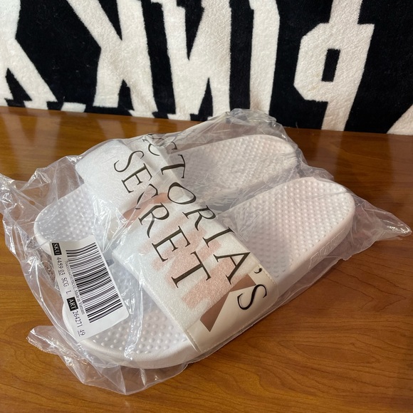 Victoria’s Secret PINK Glitter Rose Gold Logo Slide Sandals NEW VS PINK - Picture 3 of 7